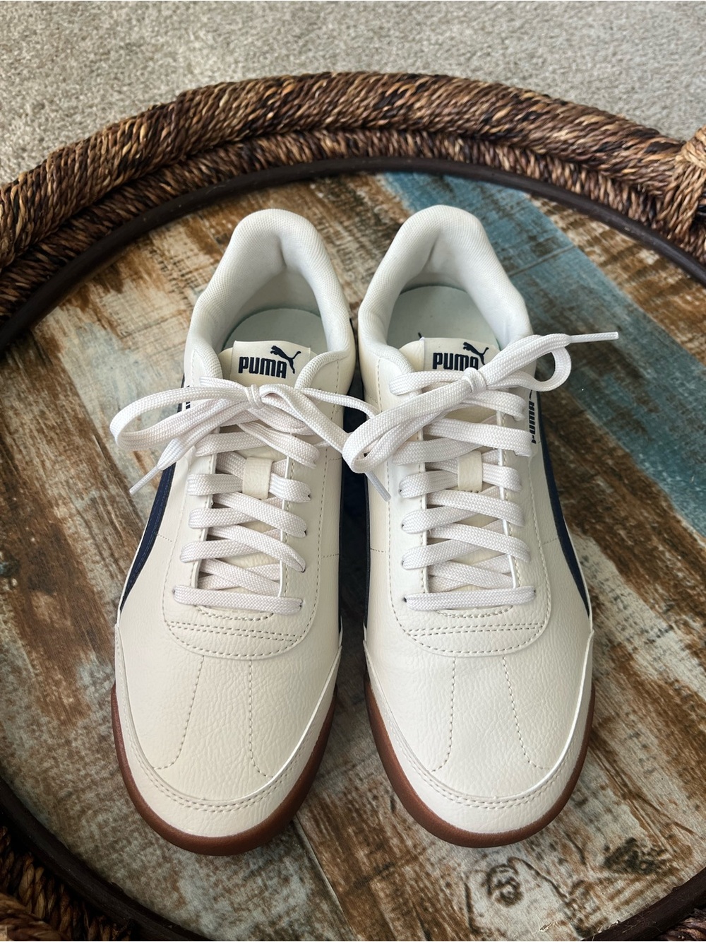 Puma Women’s White Sneakers with Navy Formstripe - Picture 5 of 7